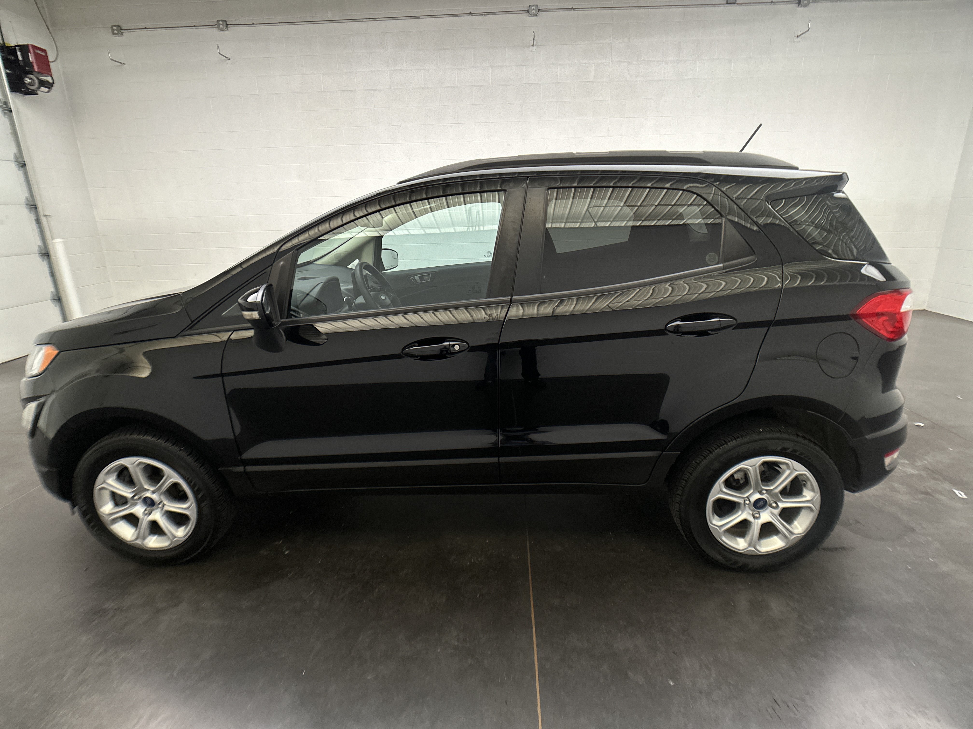 Used 2021 Ford EcoSport SE AWD/4WD image 5