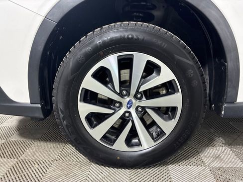 Used 2021 Subaru Outback Premium image 6