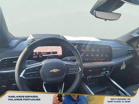 New 2026 Chevrolet Suburban Premier AWD/4WD image 13