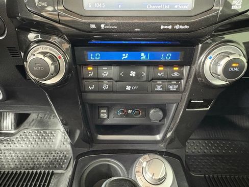 Used 2019 Toyota 4Runner Limited AWD/4WD image 24