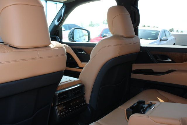 Certified 2024 Lexus LX 600 4WD w/ Interior Upgrade Package image 10