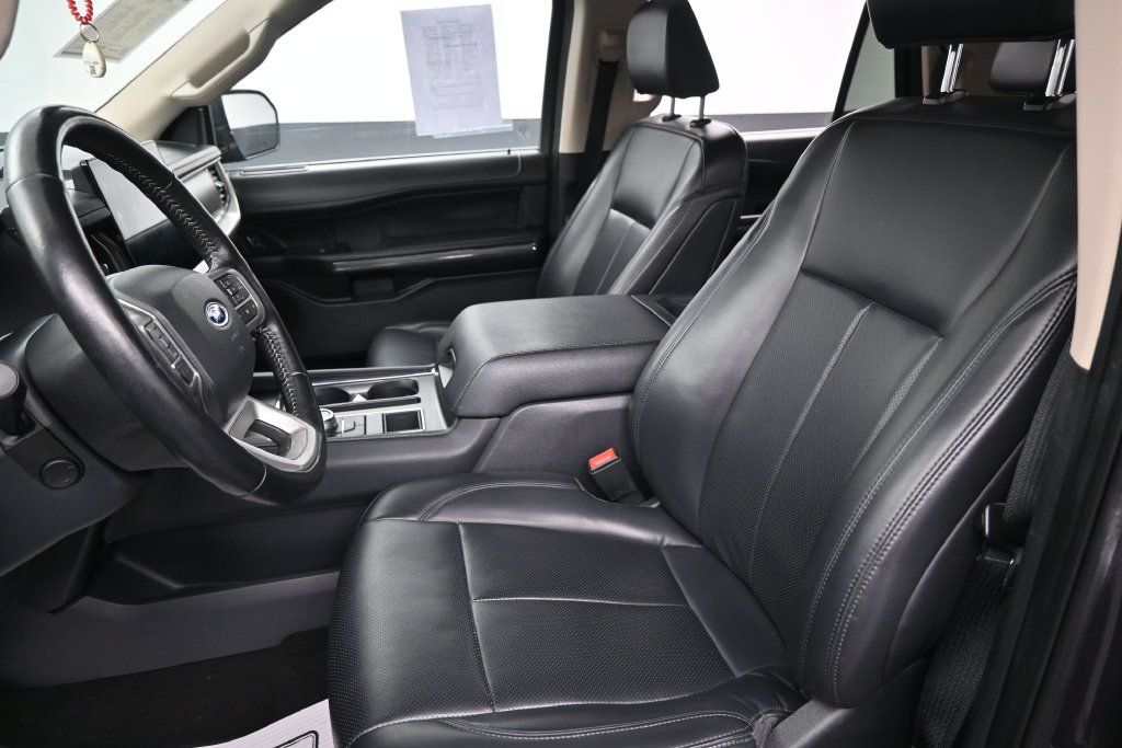 Used 2024 Ford Expedition XLT RWD image 20