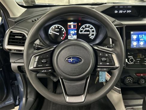 Certified 2023 Subaru Forester Base image 18