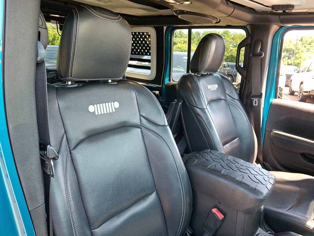 Used 2020 Jeep Wrangler Unlimited Sahara AWD/4WD image 13
