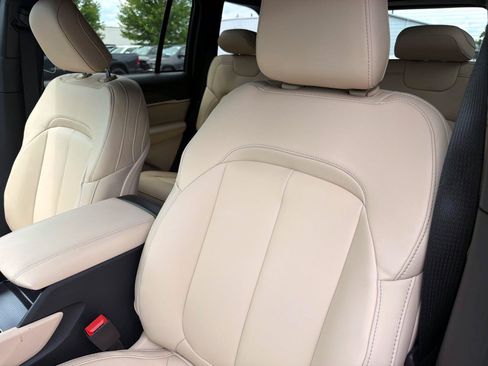 New 2026 Jeep Grand Cherokee Limited AWD/4WD image 13