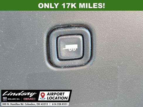 Used 2024 GMC Savana 2500 w/ Driver Convenience Package image 33