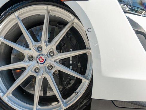 Used 2020 Porsche Taycan Turbo S image 34