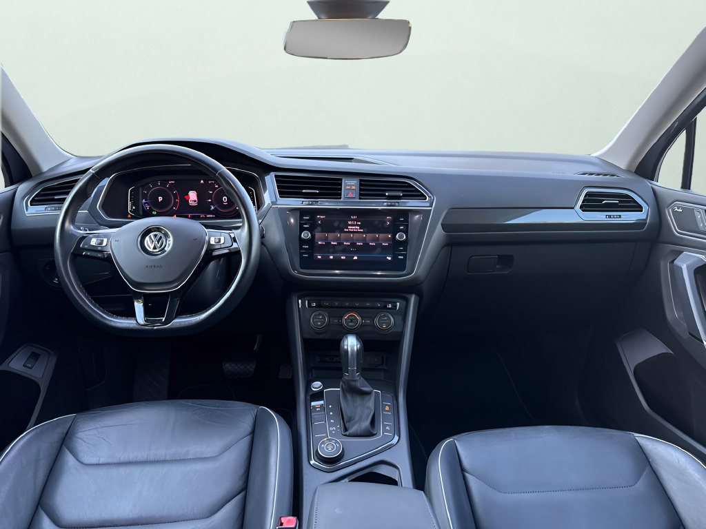 Used 2019 Volkswagen Tiguan SEL Premium AWD/4WD image 38