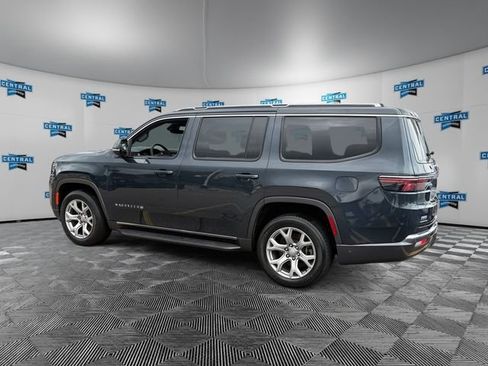 Used 2022 Jeep Wagoneer Series I w/ Convenience Group I AWD/4WD image 4