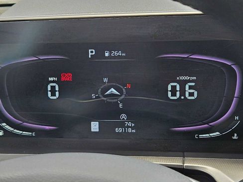 Used 2023 Kia Telluride S FWD image 19