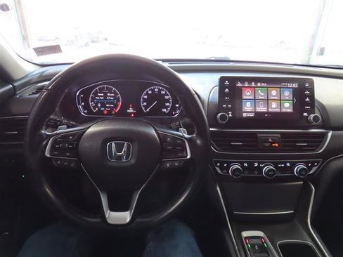 Used 2018 Honda Accord Touring image 23