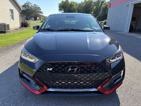 Used 2022 Hyundai Veloster N FWD image 9
