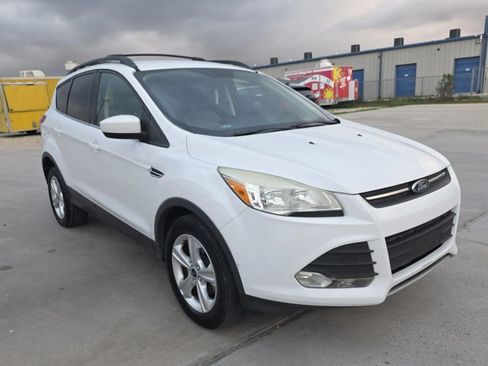 Used 2016 Ford Escape SE w/ Equipment Group 201A FWD image 33