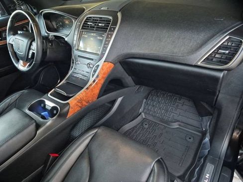 Used 2020 Lincoln Nautilus Reserve w/ Equipment Group 201A AWD/4WD image 19