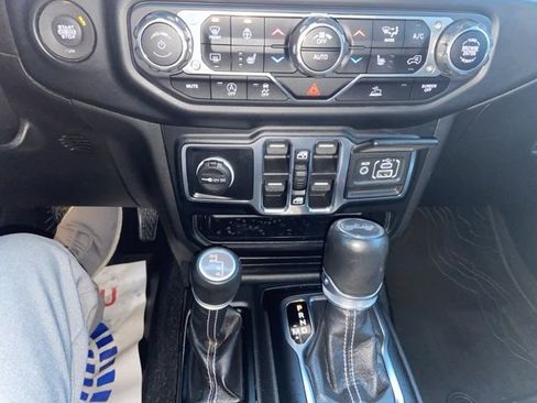 Used 2023 Jeep Wrangler Sahara w/ Cold Weather Group image 25