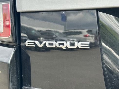 Used 2017 Land Rover Range Rover Evoque SE AWD/4WD image 7