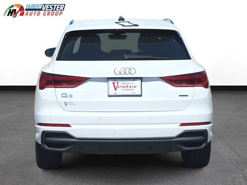 Used 2024 Audi Q3 2.0T Premium image 8