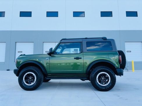 Used 2024 Ford Bronco Big Bend w/ Sasquatch Package image 3