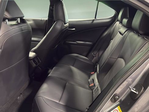 Used 2019 Lexus UX 200 F Sport FWD image 15