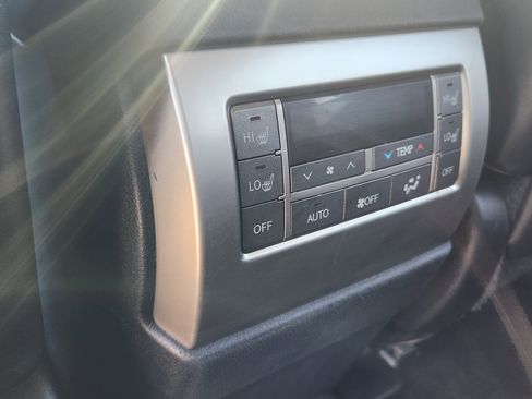 Used 2017 Lexus GX 460 GX 460 image 17