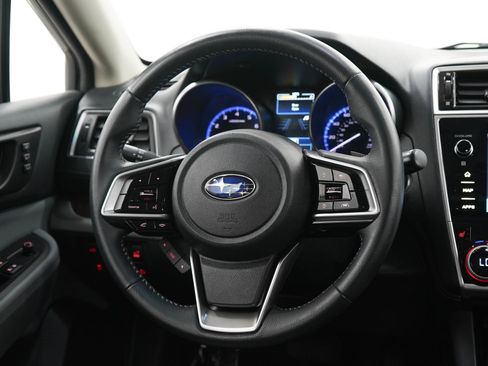 Used 2018 Subaru Outback 2.5i Limited AWD/4WD image 18