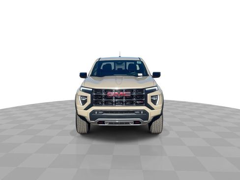 Used 2024 GMC Canyon AT4 image 3