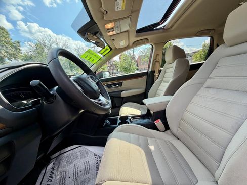 Used 2017 Honda CR-V EX image 10
