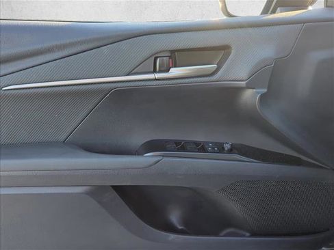 Certified 2025 Toyota Camry SE image 8