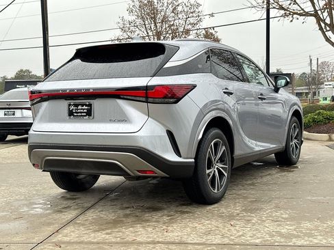 Used 2024 Lexus RX 350 Premium image 9