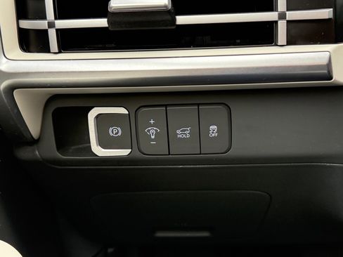 Used 2024 Hyundai Santa Fe SEL image 28