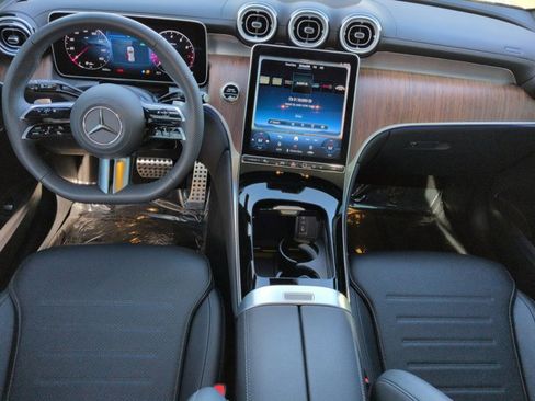 Certified 2025 Mercedes-Benz GLC 300 4MATIC image 15