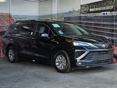 Certified 2026 Toyota Sienna XLE