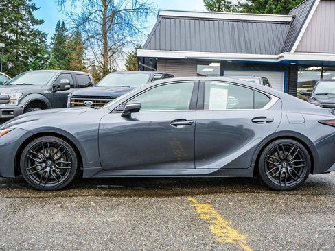 Used 2023 Lexus IS 500 image 16