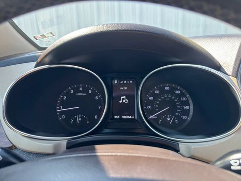 Used 2018 Hyundai Santa Fe SE w/ SE Premium Package 02 FWD image 23