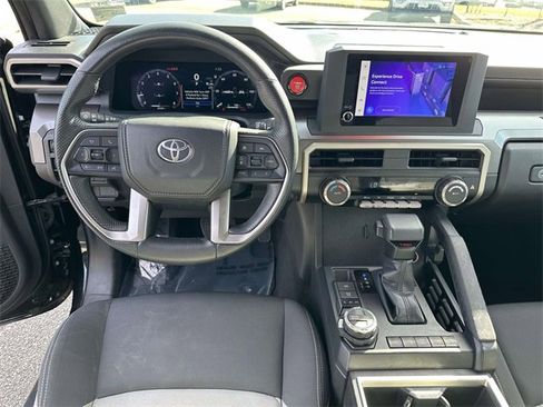 Used 2024 Toyota Tacoma TRD Off-Road image 17