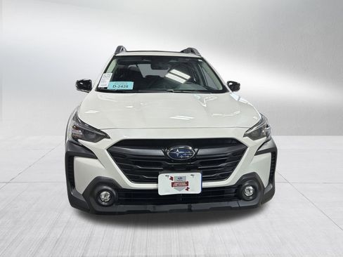 Certified 2025 Subaru Outback Premium w/ Popular Package #1A image 2