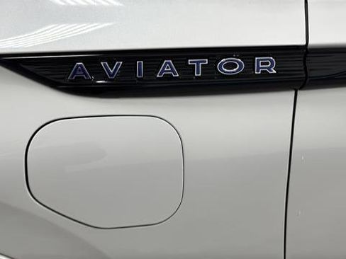 Used 2023 Lincoln Aviator Grand Touring w/ Equipment Group 301A AWD/4WD image 45