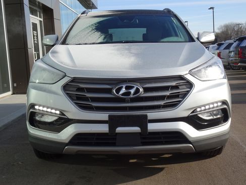 Used 2017 Hyundai Santa Fe Sport w/ 2.0T Ultimate Tech Package 05 image 8