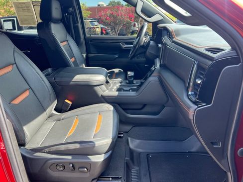 Used 2023 GMC Sierra 1500 AT4 w/ AT4 Premium Package AWD/4WD image 22