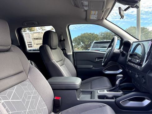 New 2026 Nissan Frontier SV w/ Tow Package image 7