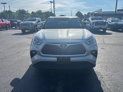 Used 2020 Toyota Highlander XLE