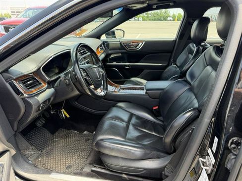 Used 2018 Lincoln Continental Select FWD image 9
