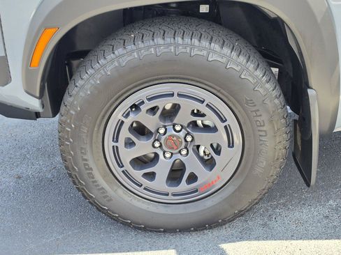 Used 2025 Nissan Frontier PRO-4X w/ Interior Protection Package AWD/4WD image 35
