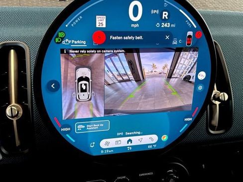 Used 2025 MINI Cooper Countryman S w/ Comfort Package Max image 12