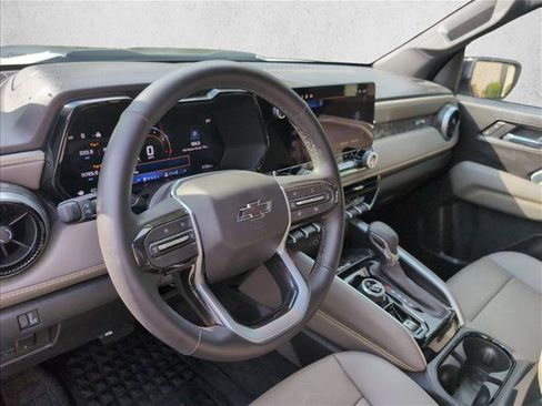 Used 2026 Chevrolet Colorado ZR2 w/ Technology Package AWD/4WD image 10