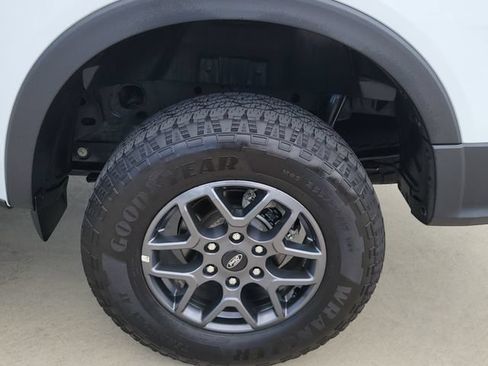 Certified 2025 Ford Ranger XLT w/ FX4 Off-Road Package AWD/4WD image 15