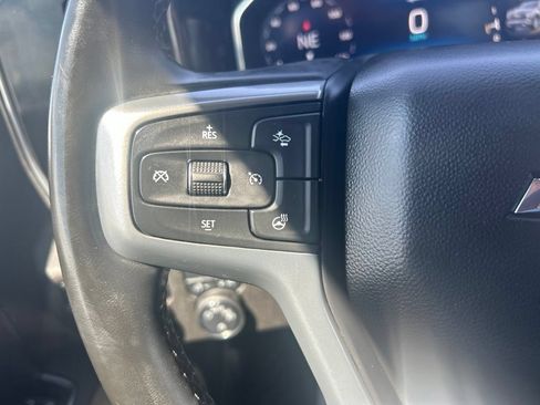 Used 2025 Chevrolet Silverado 1500 LT AWD/4WD image 18