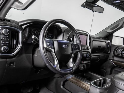 Used 2021 Chevrolet Silverado 1500 LT Trail Boss w/ Bed Protection Package image 16