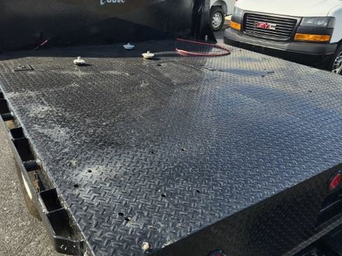 Used 2013 Ford F150 XL w/ Mid Equipment Group image 5