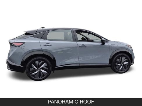 Used 2024 Nissan Ariya AWD image 6